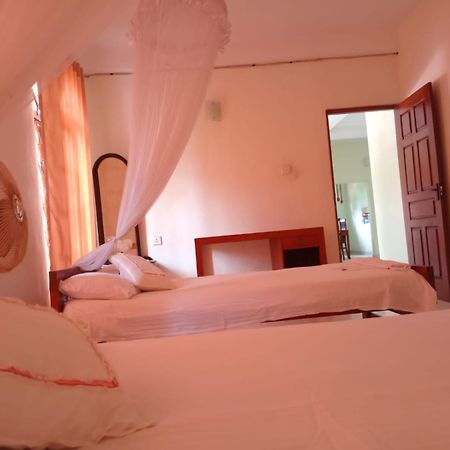 Ajanthas' Homestay Kandy Dış mekan fotoğraf