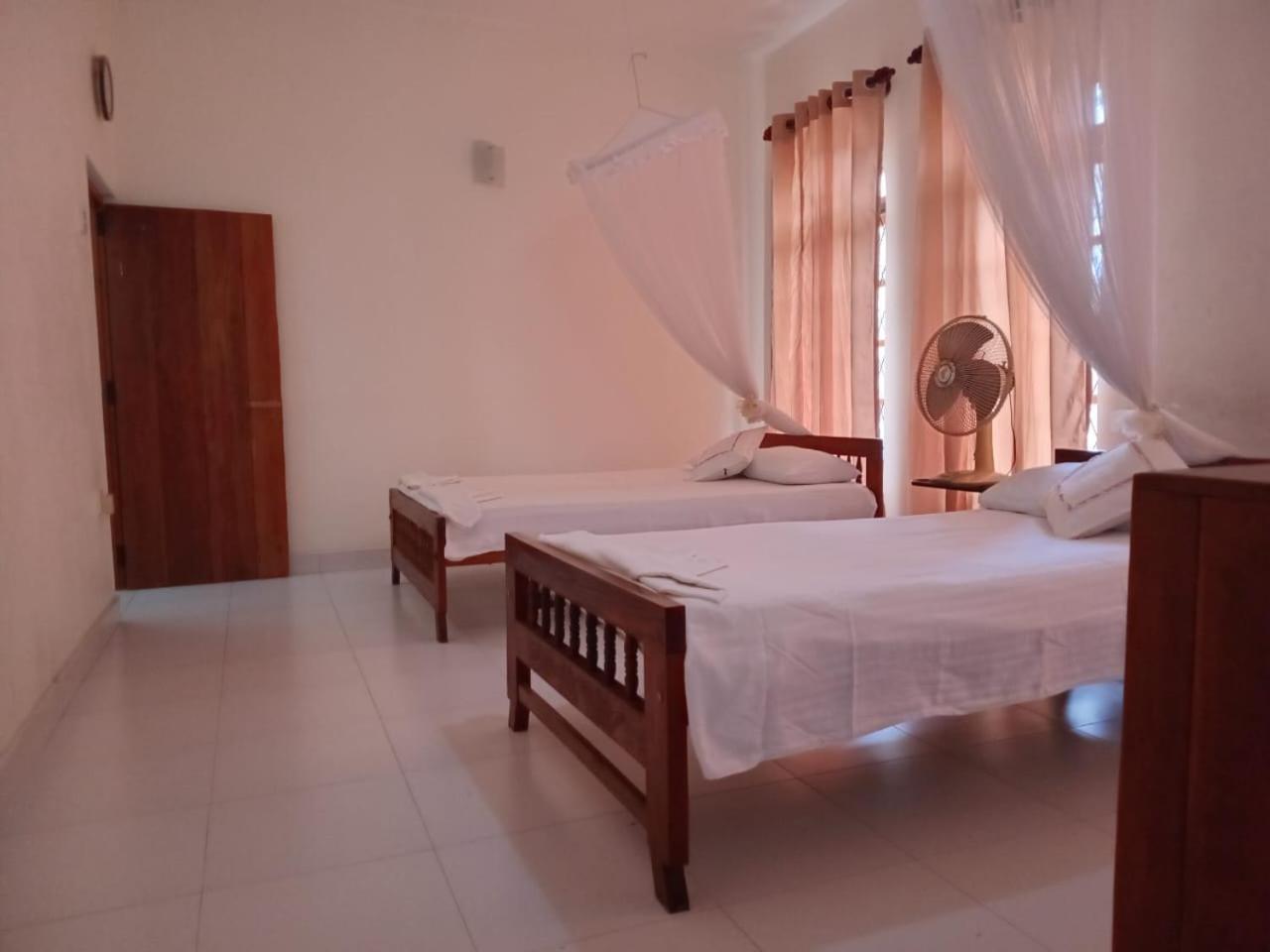 Ajanthas' Homestay Kandy Dış mekan fotoğraf